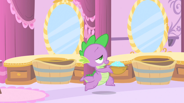File:Spike sequins S1E20.png