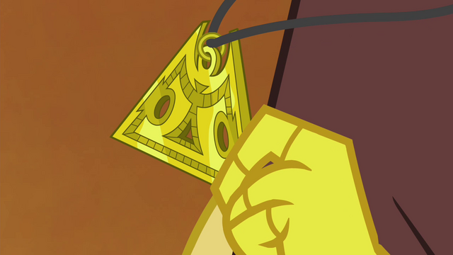 File:Tirek's medallion S4E26.png