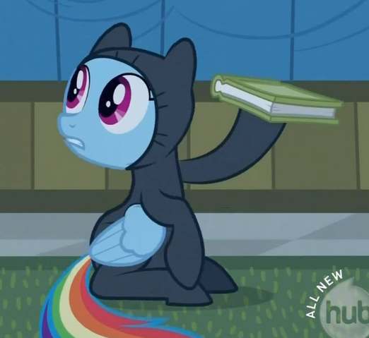 File:Rainbow Dash arm.png