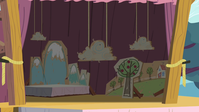 File:The stage S4E05.png