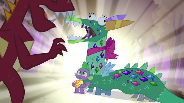 File:Dragon costume shining S2E21.png