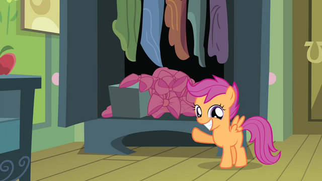 File:Scootaloo pointing at Apple Bloom's many bows S4E17.png