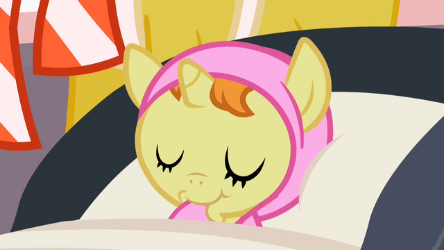 File:Pumpkin Cake asleep S2E13.png