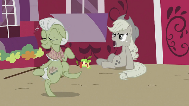 File:Applejack talking while Granny Smith is dancing S2E02.png