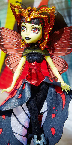 Archivo:Hero-Luna-Doll tcm609-214493.jpg