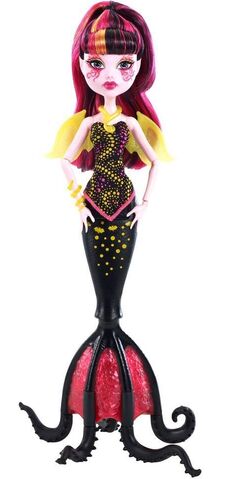 Plik:Draculaura GSR doll.jpg