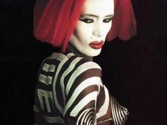 -vampires-grace-jones-de