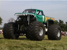 Monster Truck48 jpg