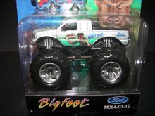M064-03-12 Bigfoot-Wolfman (2)