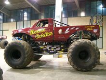 MonsterTrucks023