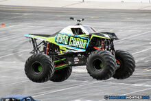18-monsters-monthly-thompson-metal-monster-truck-madness-2016-bristol-motor-speedway-bigfoot-heavy-hitter-hooked-stone-crusher-quad-chaos-dawg-pound-dirt-crew