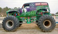 Monster-truck-grave-digger-museum-in-poplar-branch-north-carolina-GP9JNP