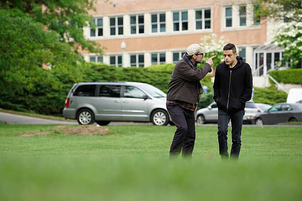 File:Mr.-Robot-1x05-14.jpg