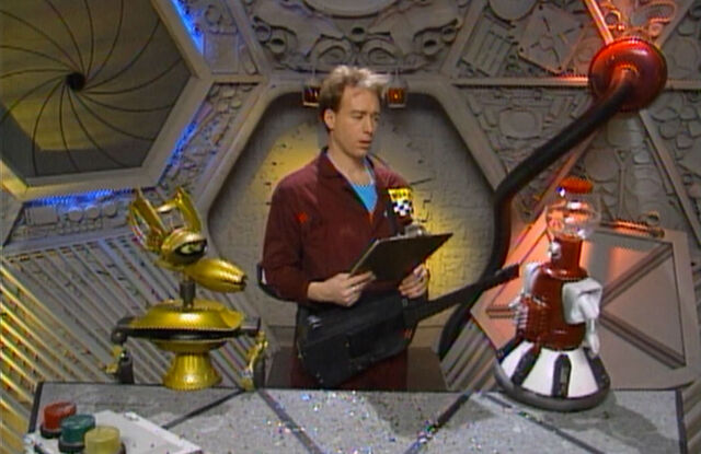 File:PodpeopleHost.jpg