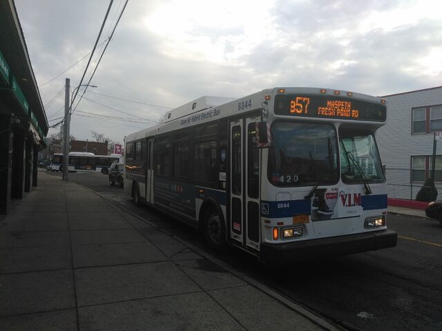 File:67511Shuttle zpsa3256960.jpg