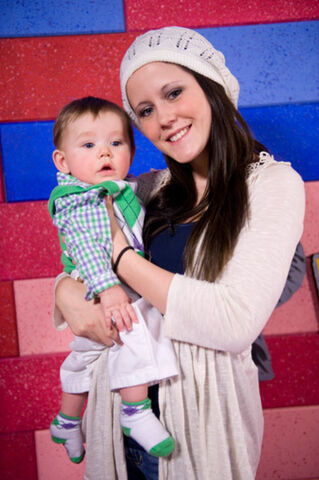 File:Jenelle-evans-16-and-pregnant.jpg