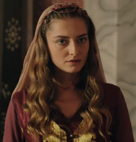 Dosya:Nazlı.png