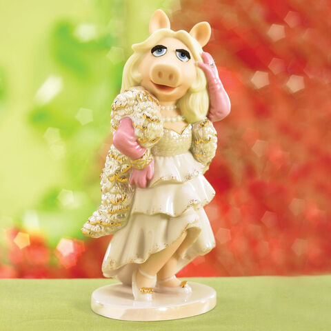 File:Lenox-The-Divine-Miss-Piggy-Figurine-2006.jpg
