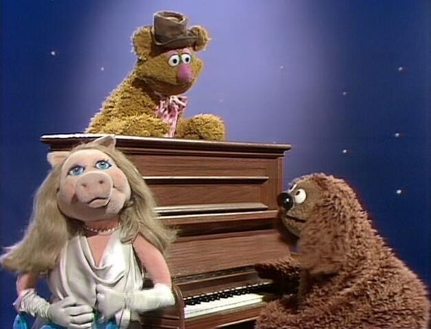 File:112piggyfozrowlf.jpg