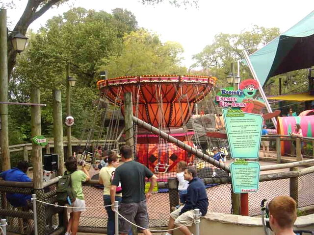 File:Rosita djembe.jpg