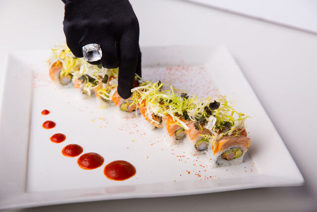 File:Miss-Piggy-Roll.jpg