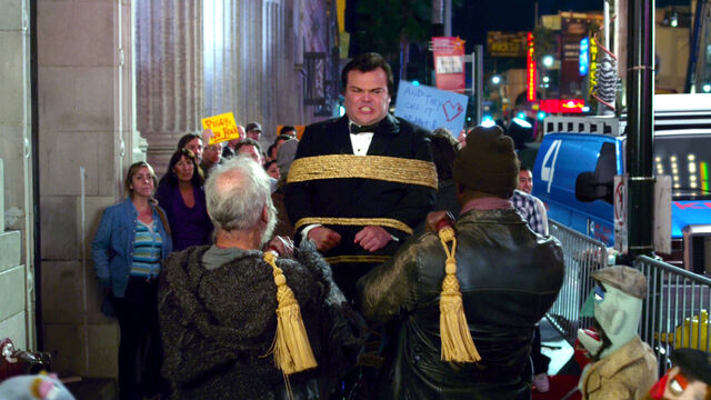 File:TheMuppets-(2011)-Finale-JackBlack&Hobos.jpg