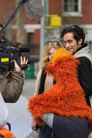 File:Filfilpuppeteer.jpg