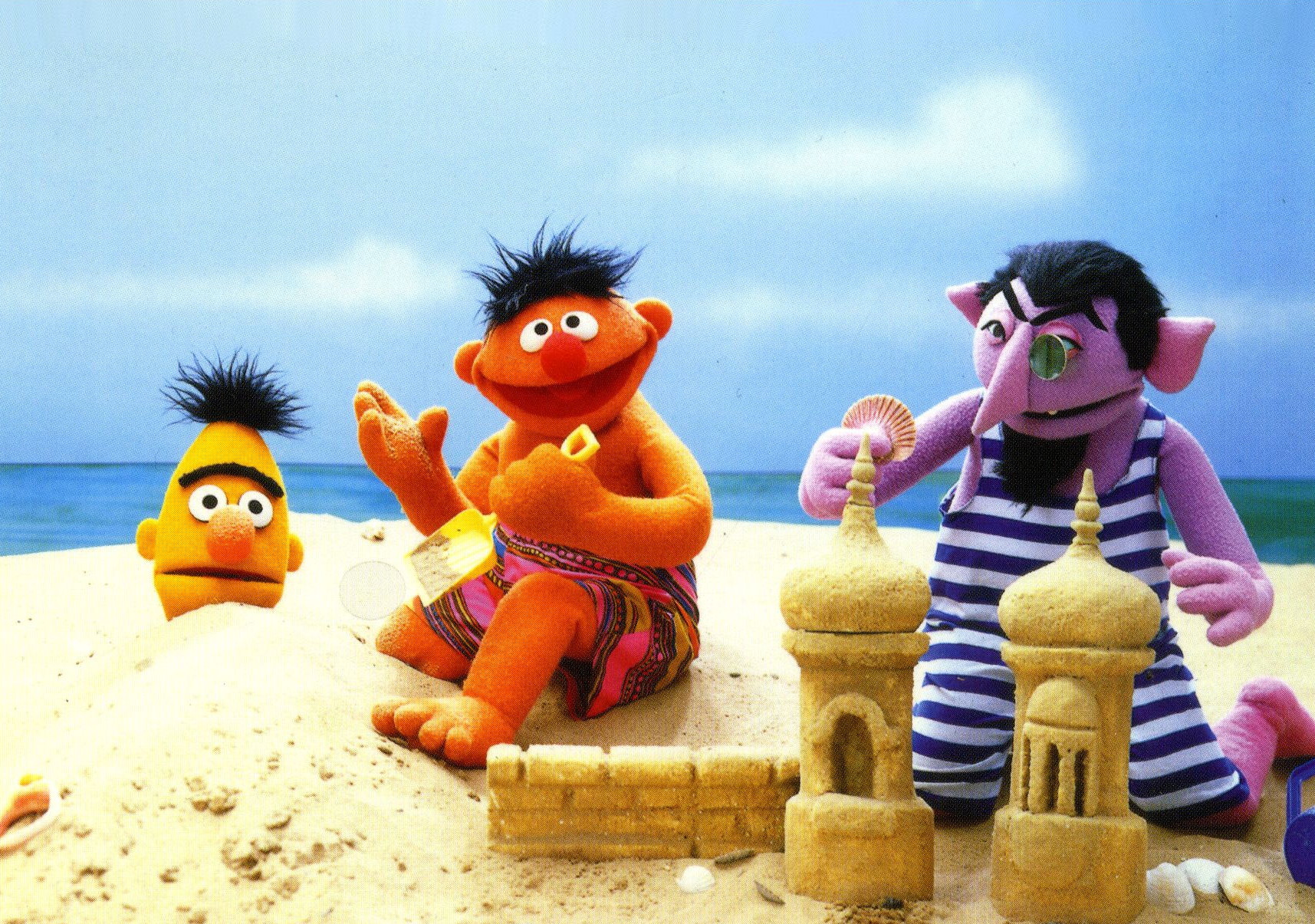 Image Ernie bert beach.jpg Muppet Wiki FANDOM powered by Wikia