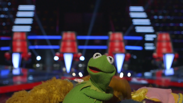 File:TheVoiceAd-S03E26-(2012-11-27)-07.png