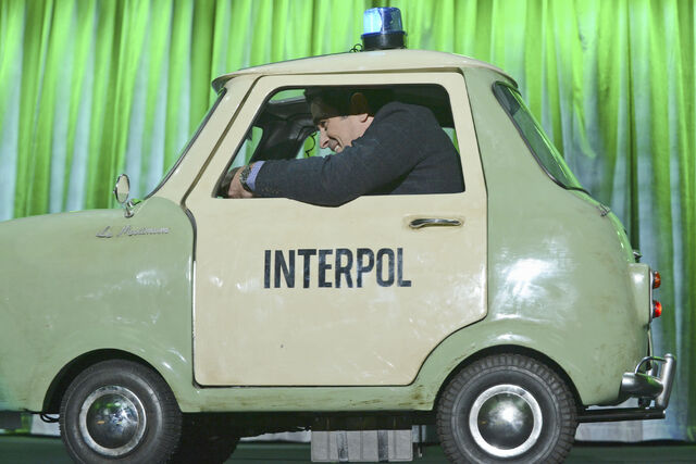 File:MuppetsMostWanted-D23.jpg