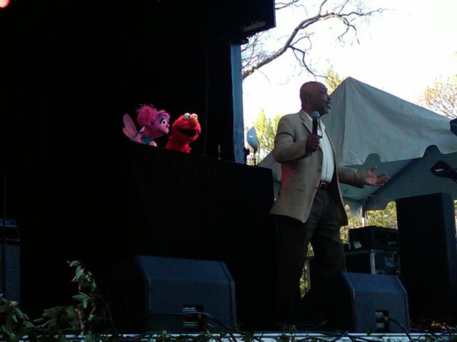 File:WhiteHouseEasterEggRoll2012.jpg