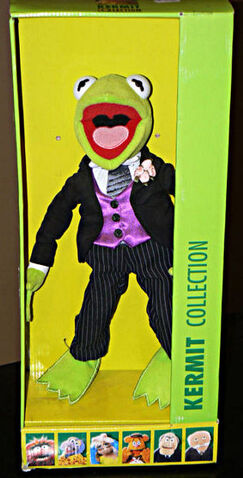 File:JuniorToysKermitGroomPlush.jpg