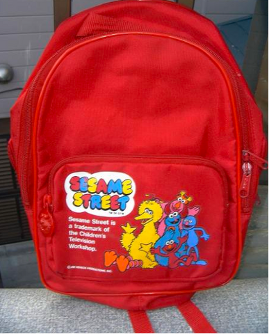 File:Sesamebackpackred.png