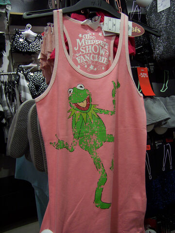 File:H&M-2007Fashion-02.jpg