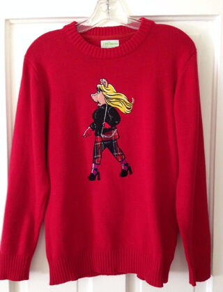 File:Piggyopeningceremonysweater.jpg