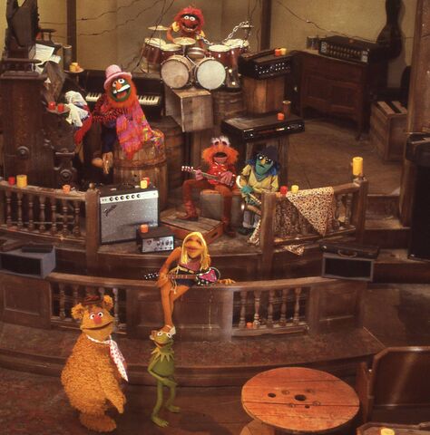 File:Electric mayhem muppet movie.jpg