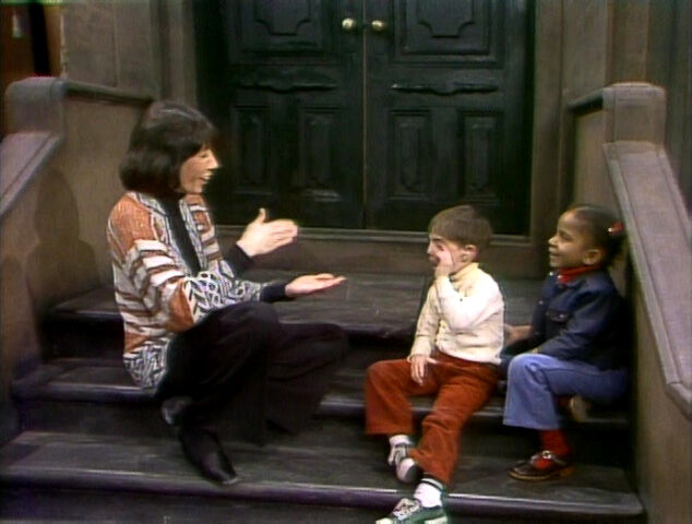 File:LilyTomlin-Sing.jpg