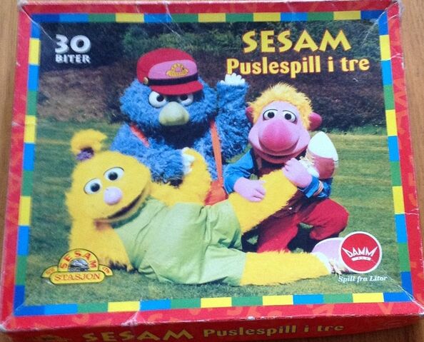 File:Sesampuslespillitre-30pcs.jpg