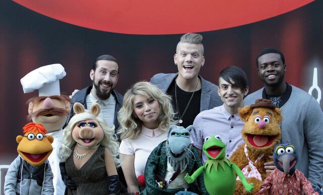 File:Pentatonix-Muppets.jpg