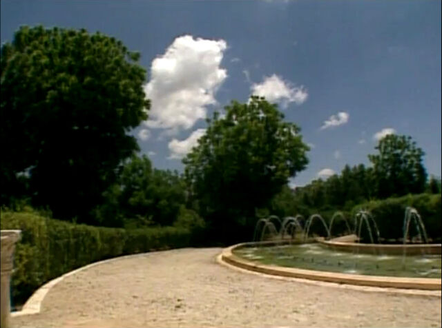 File:Shalom19m.jpg