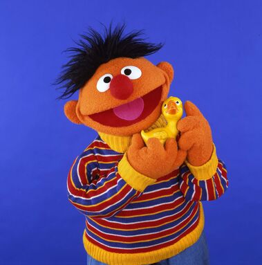 File:Ernie-RubberDuckie.jpg