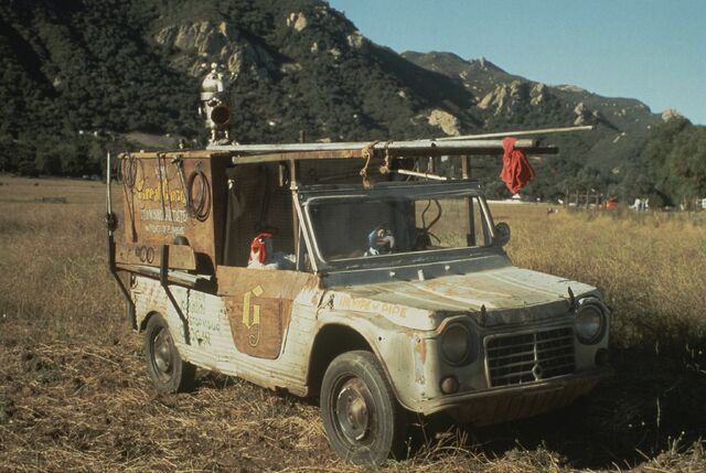 File:TMM-Gonzo'sPlumbingTruck.jpg