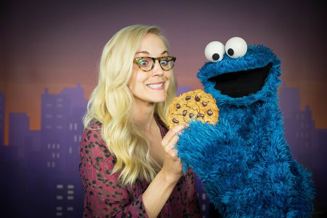 File:ColbertCookie.jpg