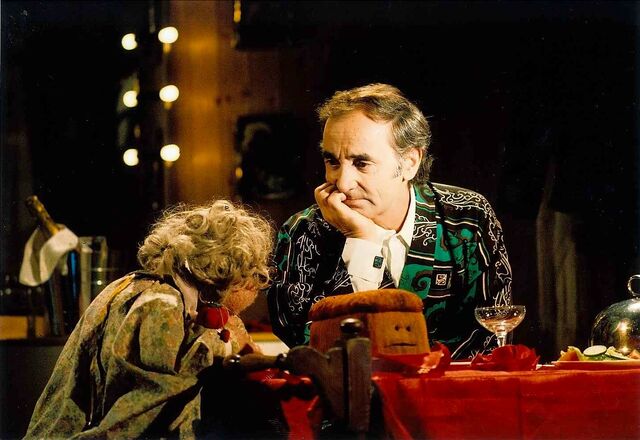 File:Aznavour05.jpg