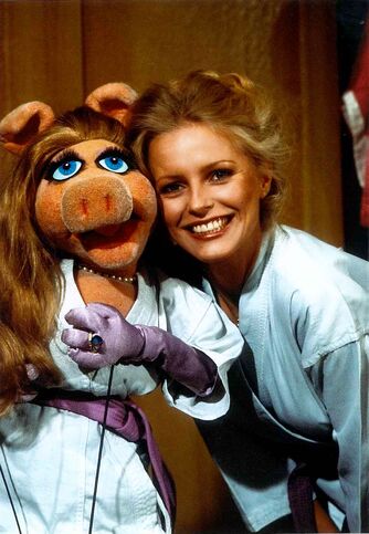 File:Cheryl-ladd-piggy.jpg
