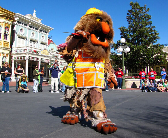 File:Voluntears-Cavalcade-sweetums.jpg