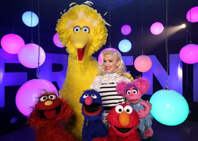 File:Gwen stefani muppets.jpg