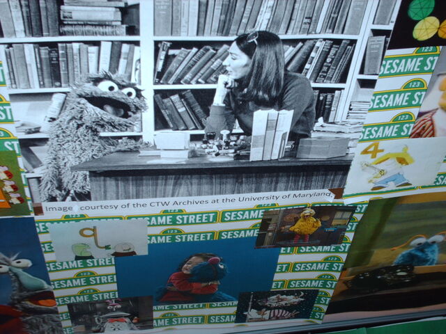 File:Oscar, books, and lady.jpg