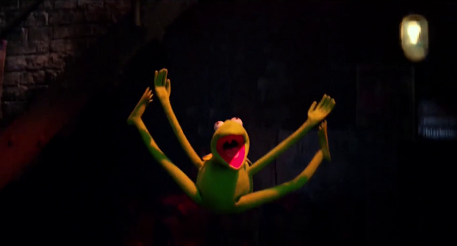 File:MMW-ComingToLondon-Trailer-05.png