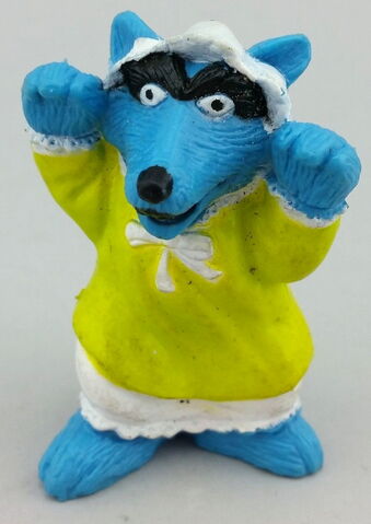 File:Wolf pvc.jpeg